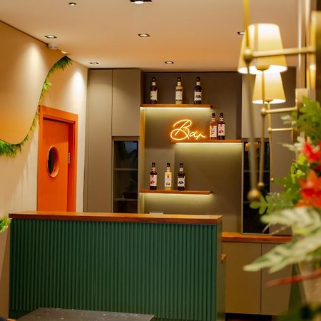 Fly Point Airport Hotel Arnavutkoy Екстериор снимка