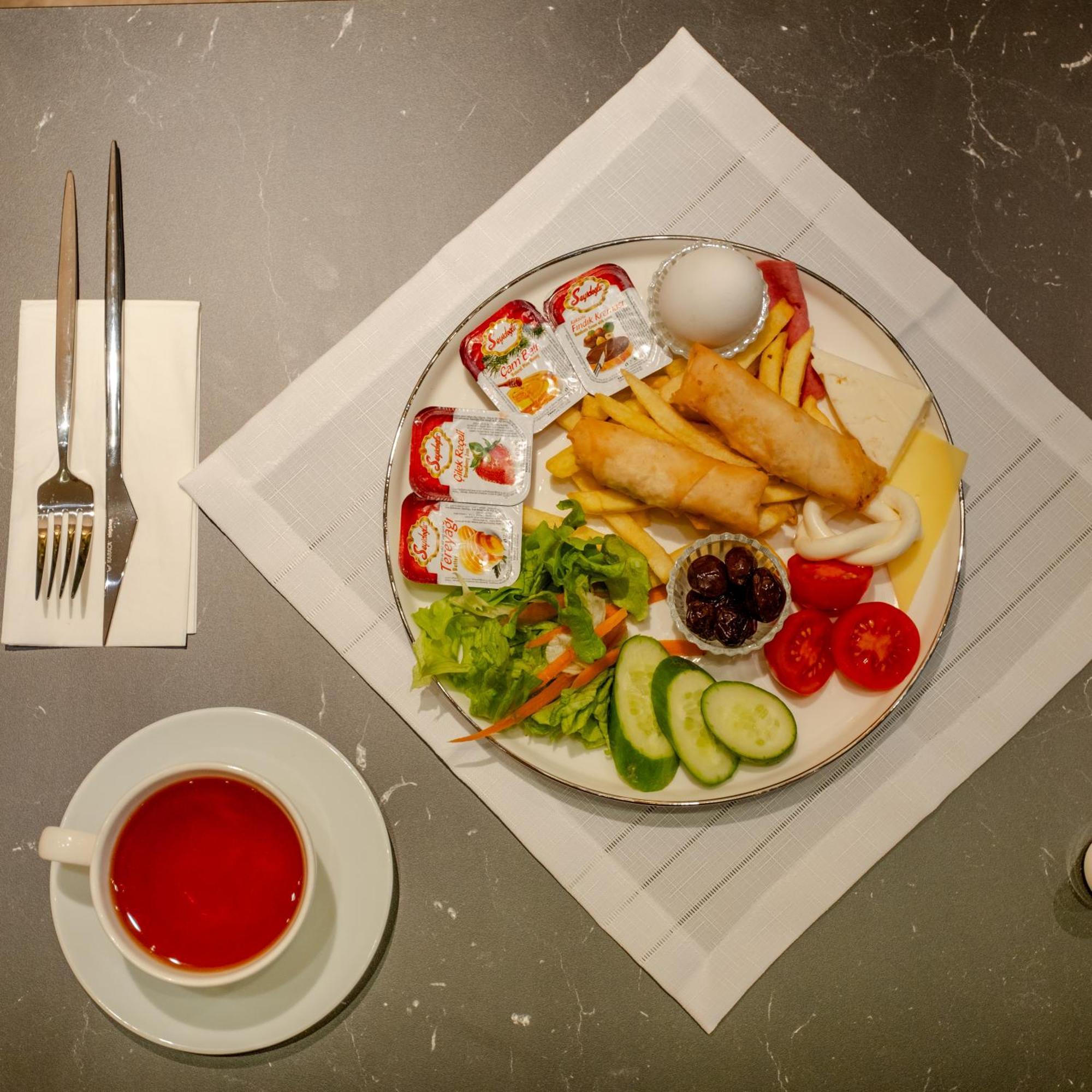 Fly Point Airport Hotel Arnavutkoy Екстериор снимка