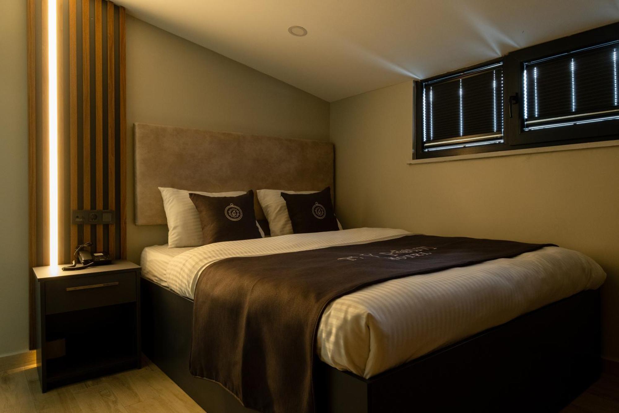 Fly Point Airport Hotel Arnavutkoy Екстериор снимка