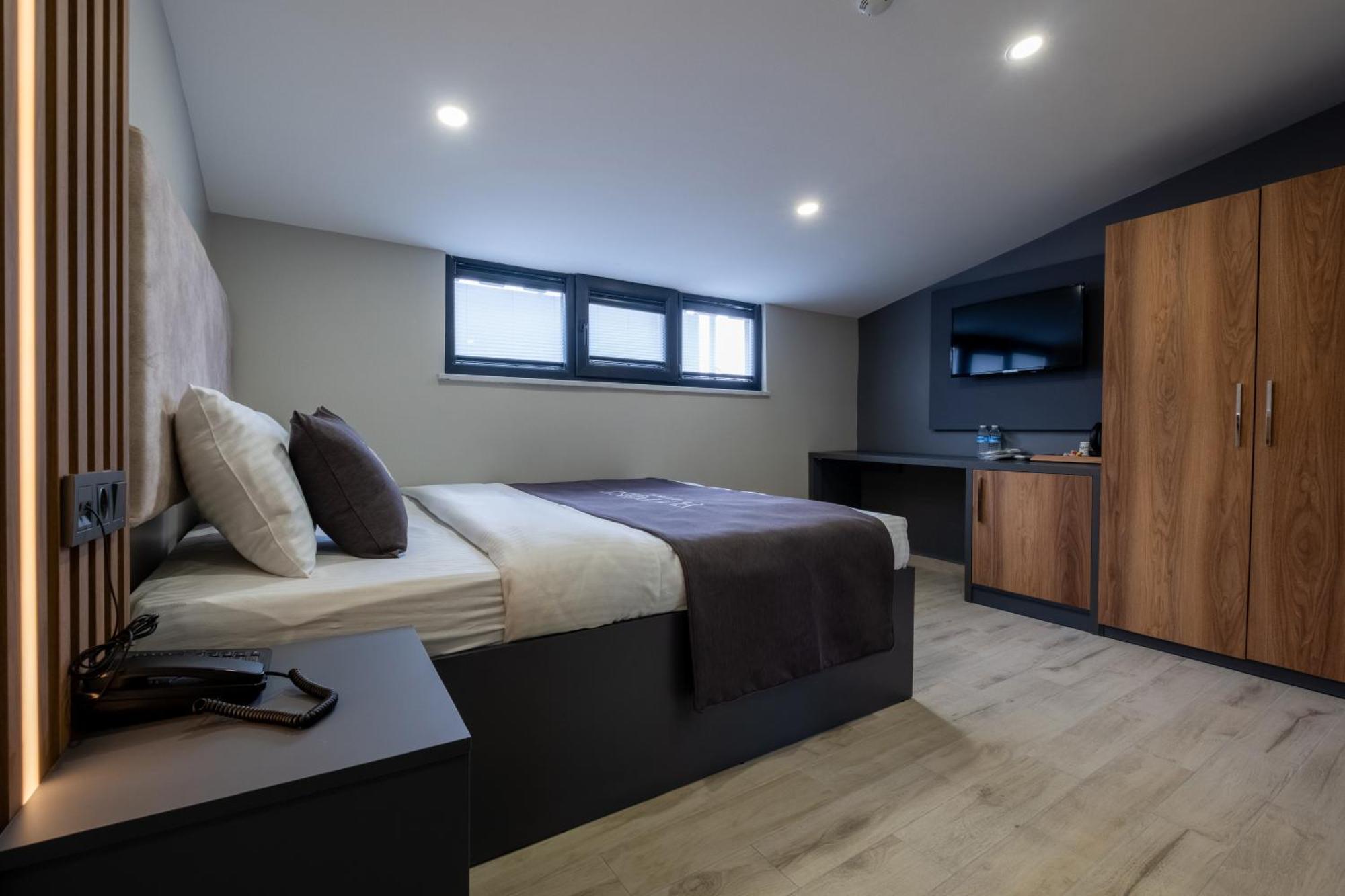Fly Point Airport Hotel Arnavutkoy Екстериор снимка
