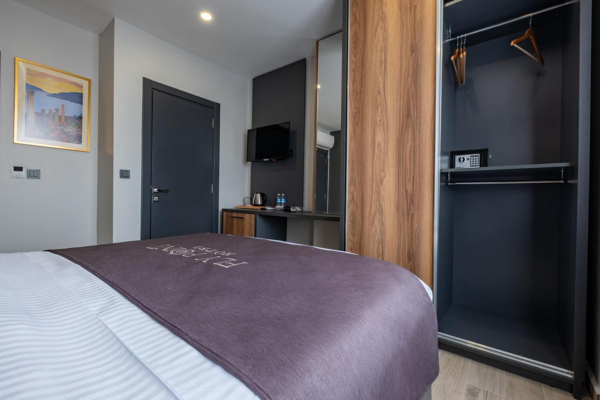 Fly Point Airport Hotel Arnavutkoy Екстериор снимка