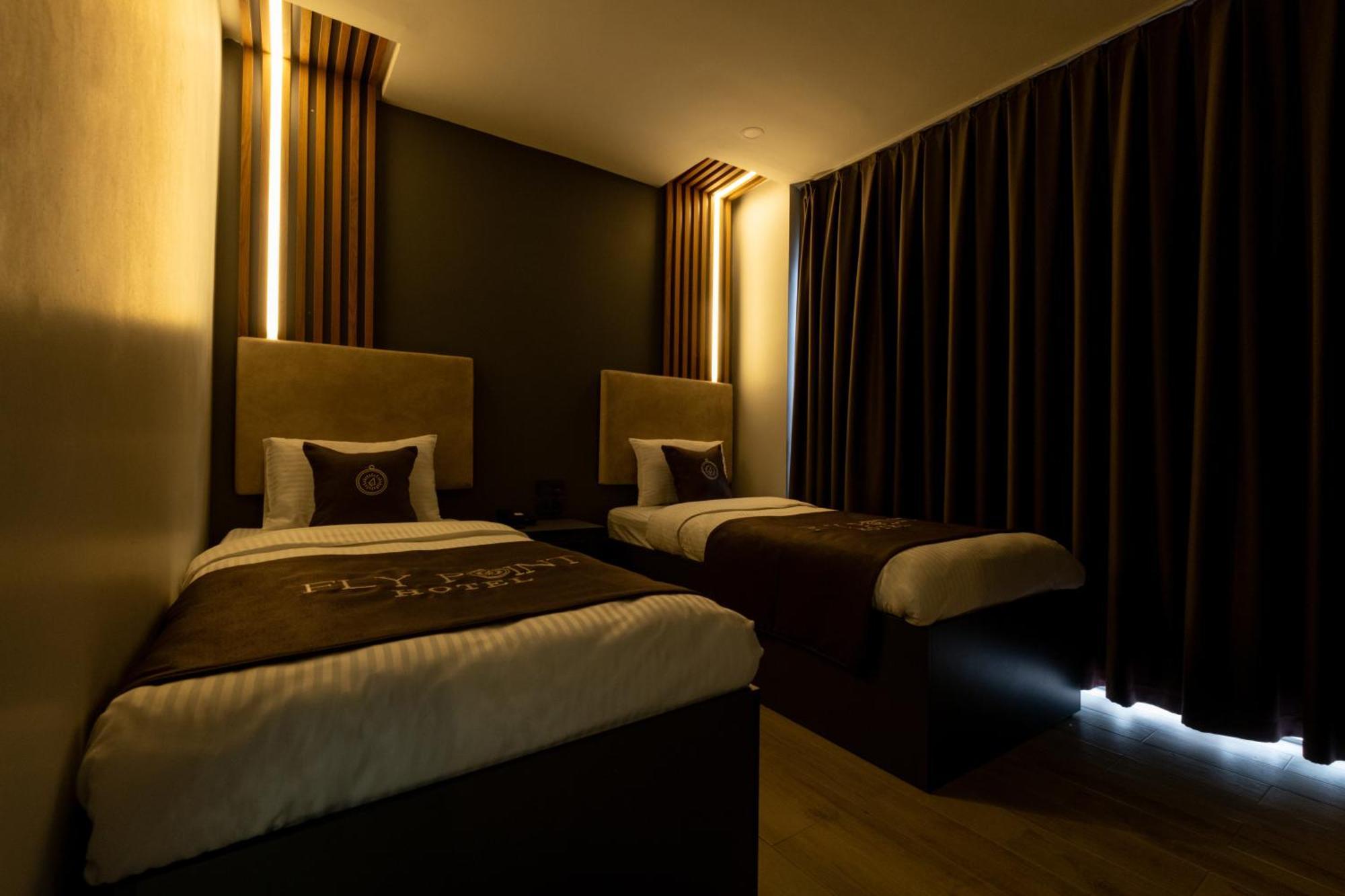 Fly Point Airport Hotel Arnavutkoy Екстериор снимка
