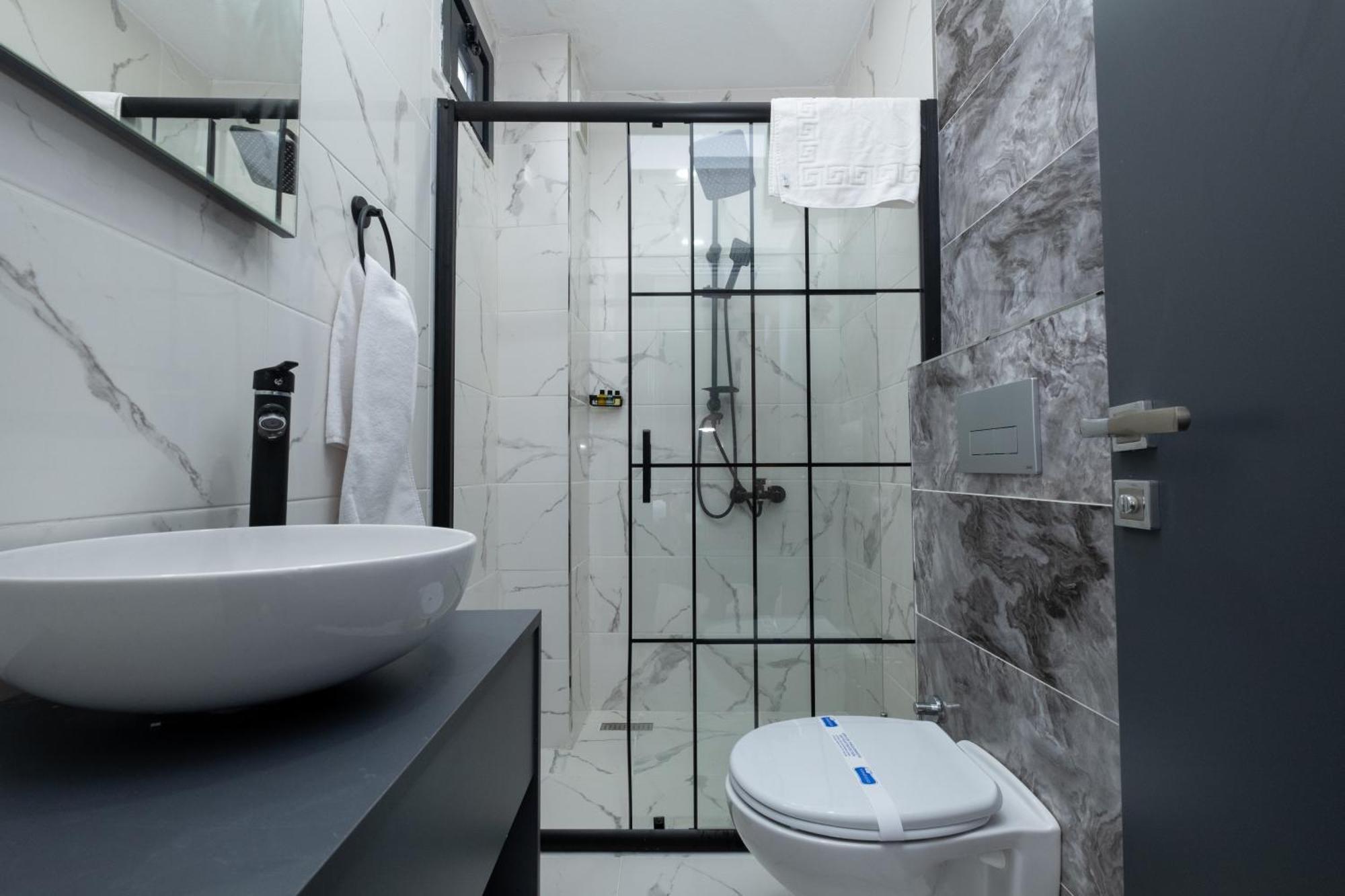 Fly Point Airport Hotel Arnavutkoy Екстериор снимка